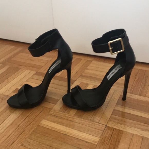 Steve Madden Heels - Picture 3 of 6
